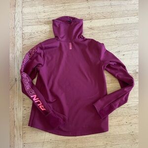 Under Armour Women's running thumbhole built in mitten sweatshirt